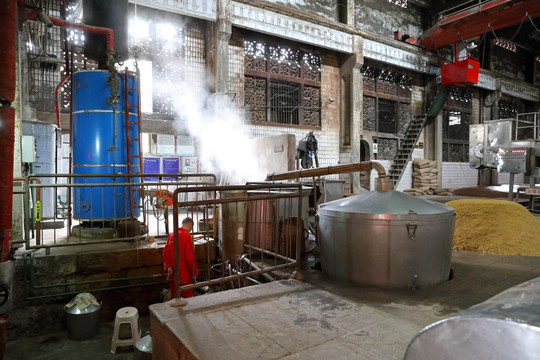 瀘州老窖釀酒車(chē)間